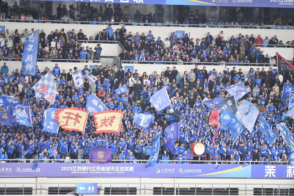 前左, 新华社发, com 前左, 新华社发, com